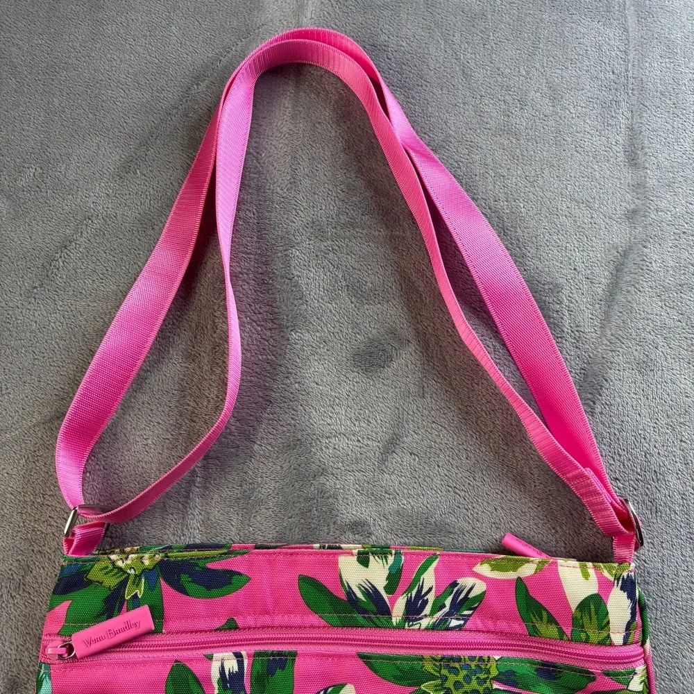 Vera Bradley Triple Zip Hipster Pink Floral Crossbody‎ Bag Tropical Paradise